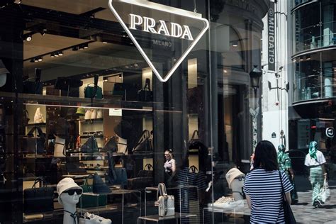 Prada turnaround strategy focuses on digital and less stores.